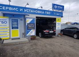 Toyota Camry (2018) Toyota Camry (2018)
